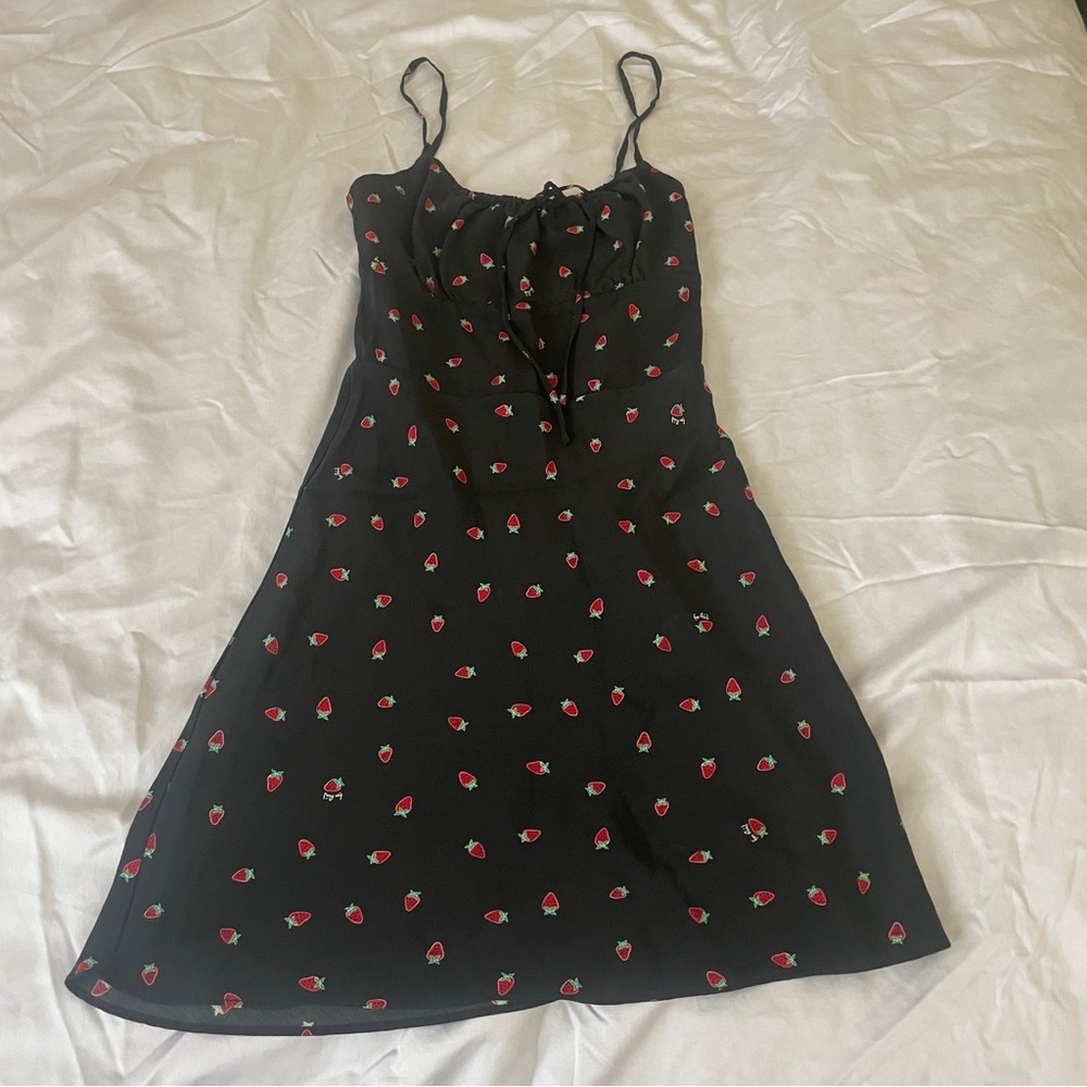 Realisation Par strawberry dress